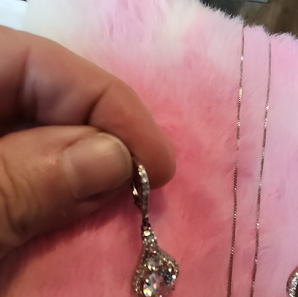 NWOT CZ Necklace and leverback drop earrings - Picture 9 of 12